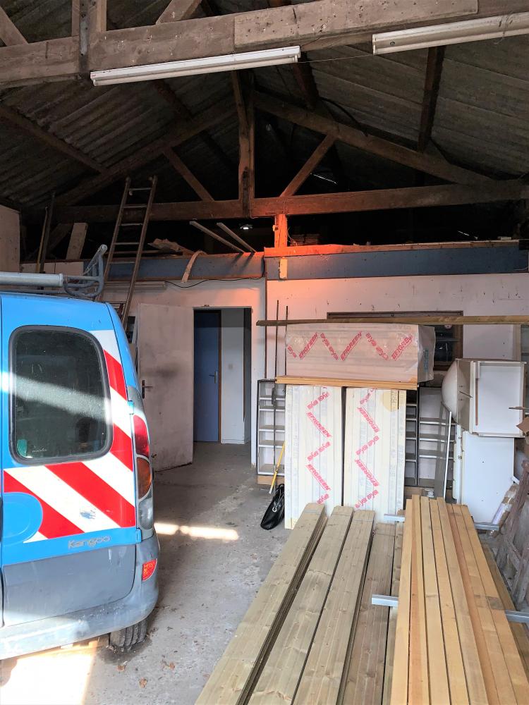 Local d'activité en vente LA SAUSSAYE